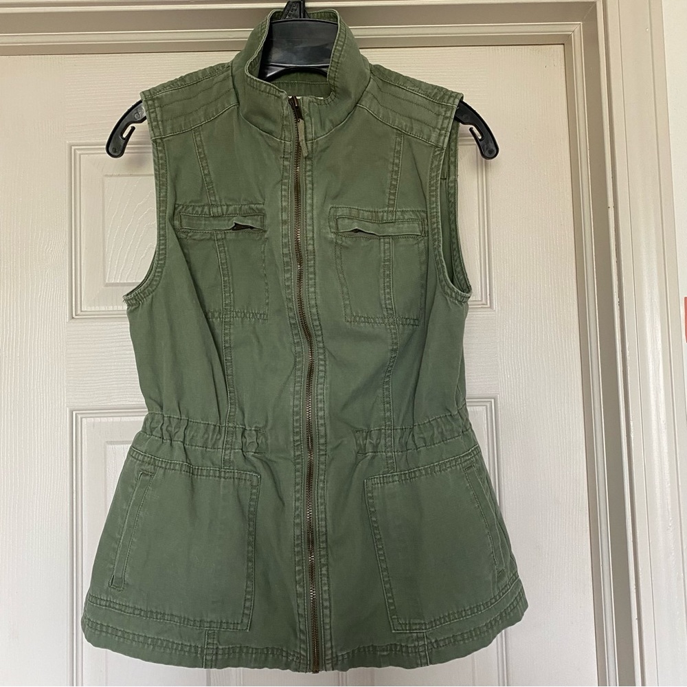 Merona size small vest